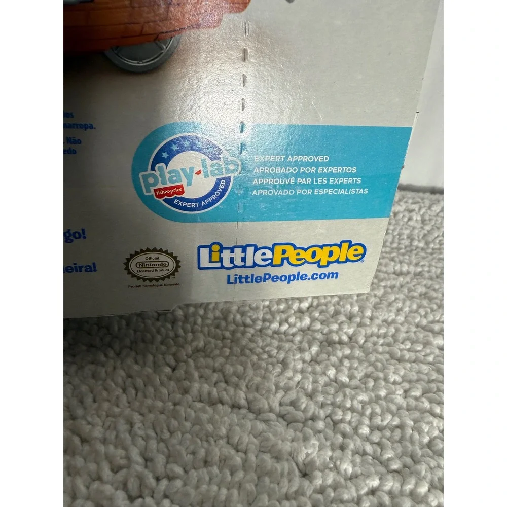 Fisher-Price Little People Bowser's Airship‎ Super Mario Playset Toddler Toy